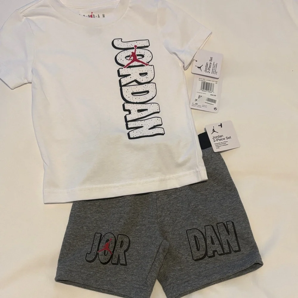 Jordan White and Gray Toddler Set